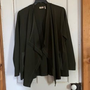 LOGO by Lori Goldstein Green Jacket w/pockets